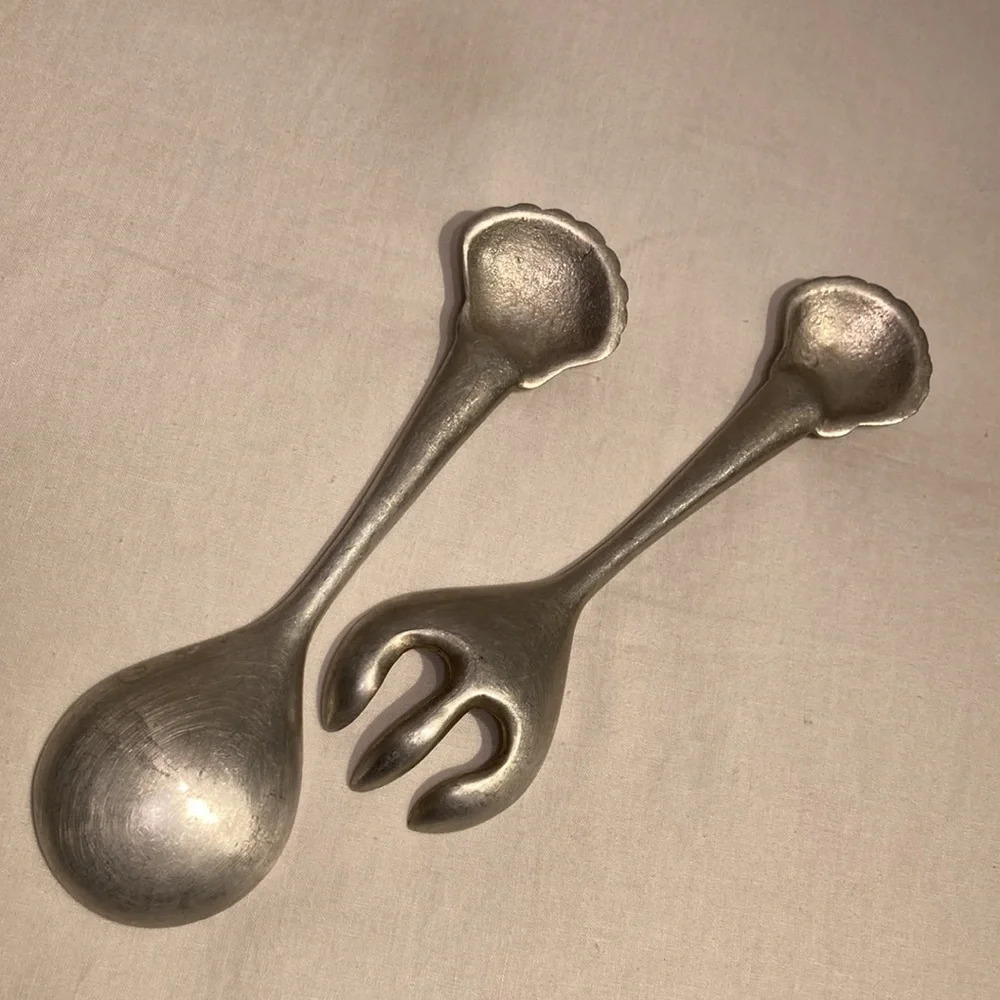 Vintage Mariposa serving set seashells handle aluminum
